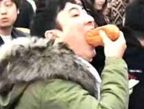 大型吃瓜现场速看娱乐圈,揭秘幕后真相