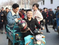 网友爆料他要回老家下葬,抗癌网红大飞离世，遗体将回老家安葬