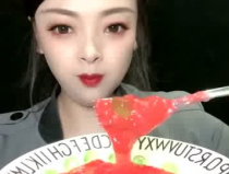 娱乐吃瓜酱甜甜的恋爱,揭秘“娱乐吃瓜酱甜甜的恋爱”背后的浪漫故事