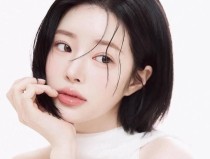 2025 春晚惊现秘密红衣女孩身份成谜引热议-聚会室边开会边做-51今日必吃大瓜2024已更新_51今日必吃大瓜4已更新app官方下载V（2件大事正在统整天产生北约曝出致命短处俄罗斯或能不战而胜）